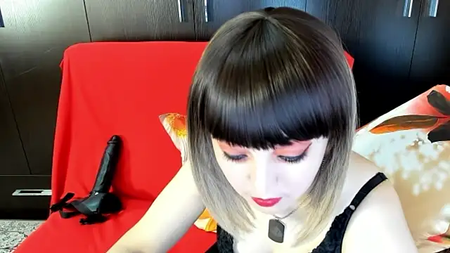 Snapshot of DaisyMun chatting on June 2026 05:12:01 AM DaisyMun online show from June 2026 05:12:01 AM