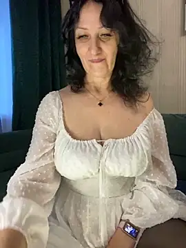 Katie-n online show from December 2024 06:31:01 AM