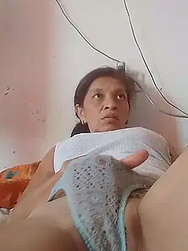 soltrinidad online show from November 2025 06:30:02 PM