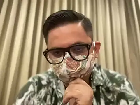 Snapshot of slavekinky001 chatting on March 2025 06:58:01 PM slavekinky001 online show from March 2025 06:58:01 PM