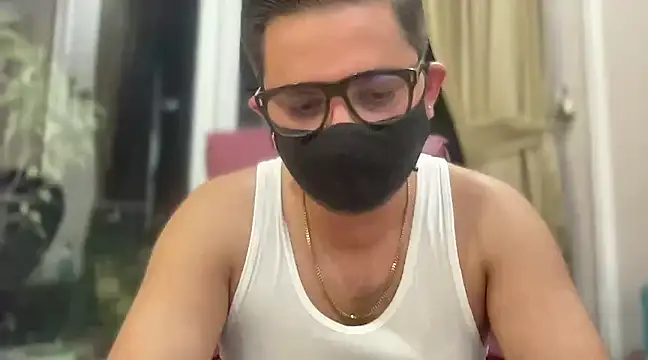 Snapshot of slavekinky001 chatting on February 2025 08:03:02 PM slavekinky001 online show from February 2025 08:03:02 PM