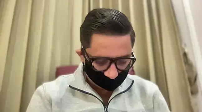 Snapshot of slavekinky001 chatting on February 2025 07:31:02 PM slavekinky001 online show from February 2025 07:31:02 PM