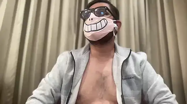 Snapshot of slavekinky001 chatting on December 2024 08:25:02 PM slavekinky001 online show from December 2024 08:25:02 PM