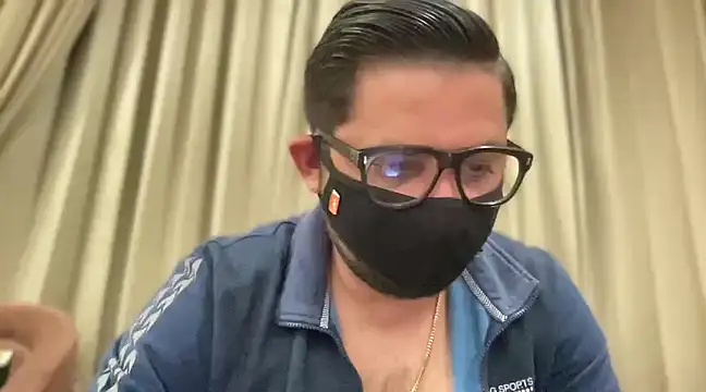 Snapshot of slavekinky001 chatting on February 2025 08:04:01 PM slavekinky001 online show from February 2025 08:04:01 PM