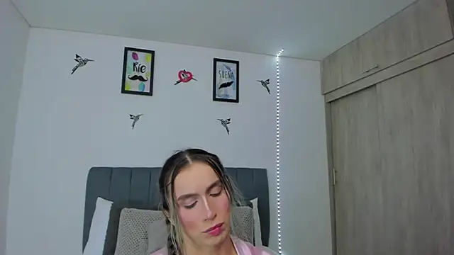 im sarah34 online show from February 2026 04:04:02 AM