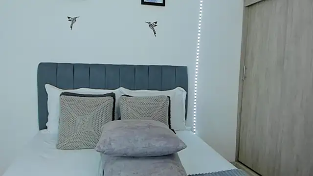 im sarah34 online show from March 2026 05:51:02 AM