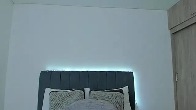 im sarah34 online show from April 2026 04:52:02 AM