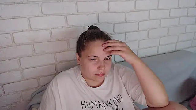 Snapshot of Crazyy_girl_ chatting on September 2025 01:50:01 PM Crazyy girl online show from September 2025 01:50:01 PM