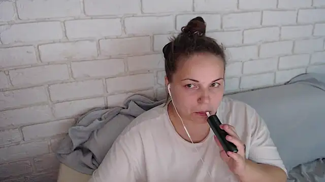 Snapshot of Crazyy_girl_ chatting on October 2025 02:49:01 PM Crazyy girl online show from October 2025 02:49:01 PM