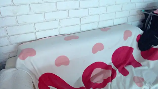 Crazyy girl  online show from March 2026 06:48:01 PM