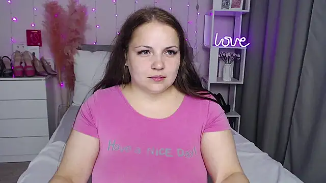Snapshot of Crazyy_girl_ chatting on June 2026 07:02:01 AM Crazyy girl online show from June 2026 07:02:01 AM