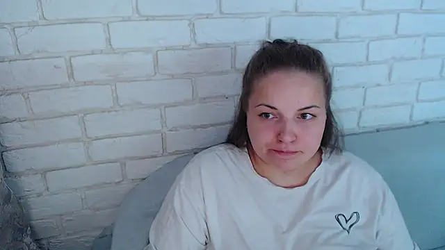 Snapshot of Crazyy_girl_ chatting on October 2025 06:25:02 AM Crazyy girl online show from October 2025 06:25:02 AM