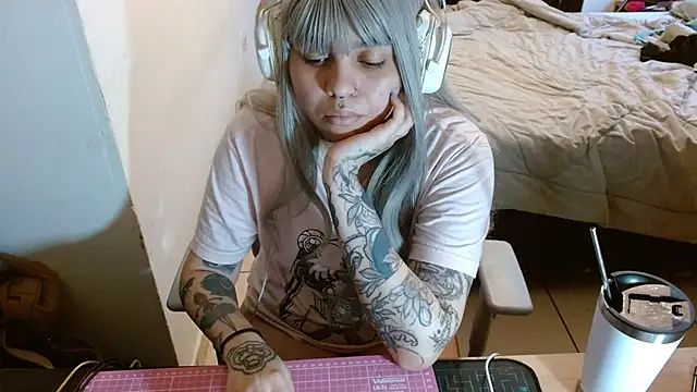 missangieangel online show from January 2025 07:37:01 PM