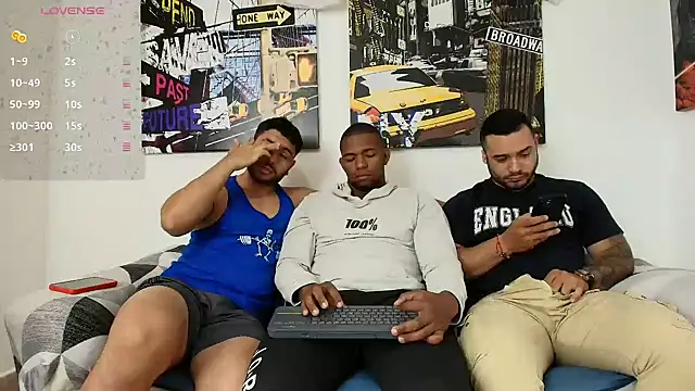 hott dicks online show from December 2024 01:41:02 PM