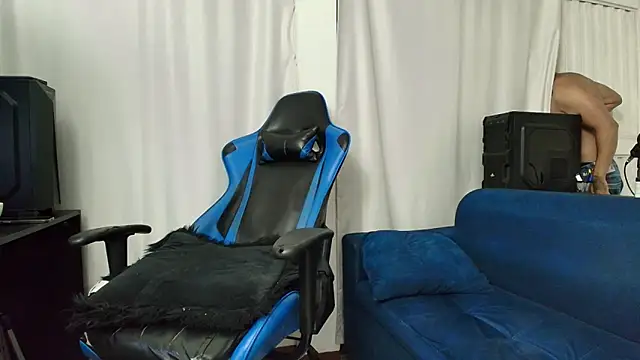 hott dicks online show from July 2026 02:12:02 AM