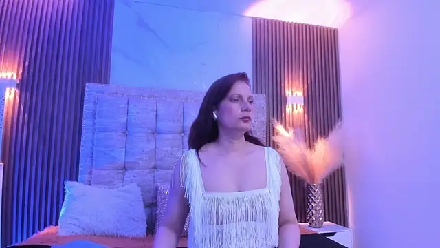 ada mclaine online show from October 2025 12:06:02 PM