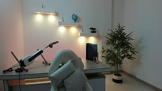 martina foxy  online show from November 2025 12:10:02 PM