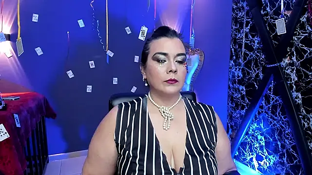 martina foxy  online show from October 2025 12:26:02 PM