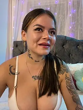 Snapshot of ivanna_rivera chatting on November 2025 04:00:01 PM ivanna rivera online show from November 2025 04:00:01 PM