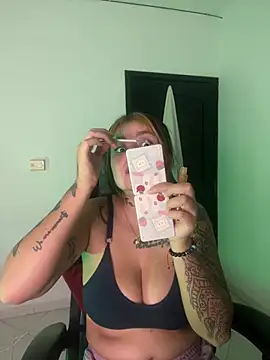 Snapshot of ivanna_rivera chatting on February 2026 05:46:02 PM ivanna rivera online show from February 2026 05:46:02 PM