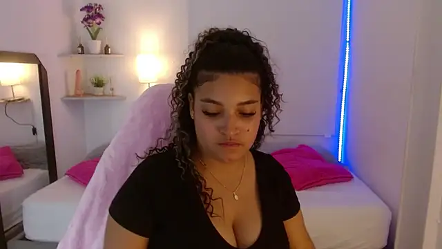 Julia Boobs online show from September 2025 12:36:02 PM