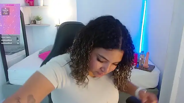Julia Boobs online show from September 2025 12:44:02 PM