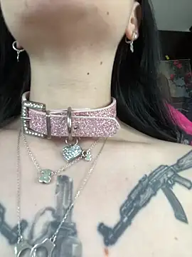 Molly  Moon online show from February 2026 06:19:02 AM