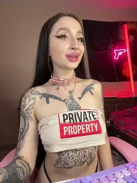 Molly  Moon online show from March 2026 02:45:01 AM