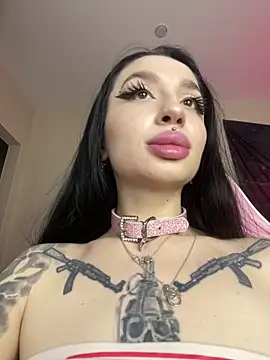 Molly  Moon online show from May 2026 03:12:02 AM
