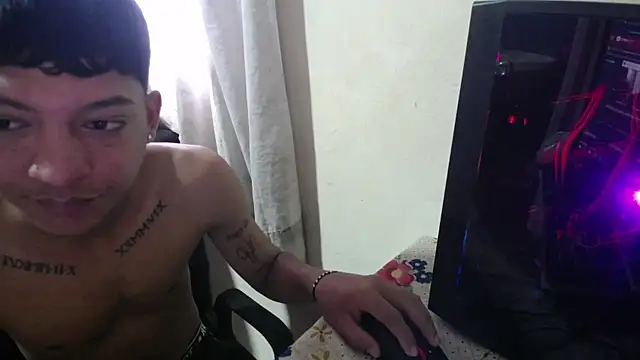 Snapshot of Sxntisaul__ chatting on January 2025 12:42:01 PM Sxntisaul online show from January 2025 12:42:01 PM