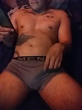 Snapshot of Woofer_dick chatting on December 2025 05:29:02 AM Woofer dick online show from December 2025 05:29:02 AM