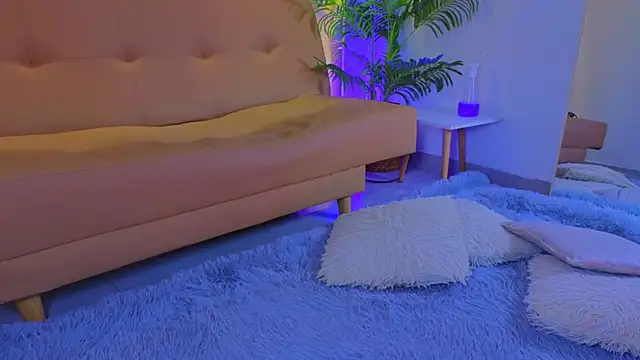 Isa  Blanc online show from October 2025 03:19:01 AM