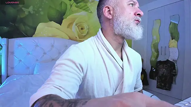 BlowMyXXL online show from February 2026 09:18:01 AM