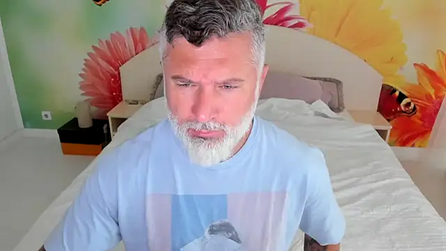 Snapshot of BlowMyXXL chatting on November 2025 10:41:01 AM BlowMyXXL online show from November 2025 10:41:01 AM