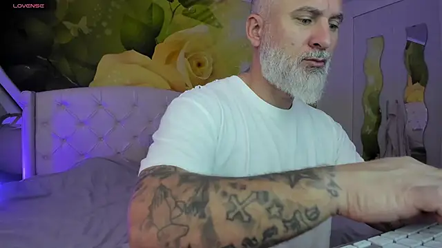 BlowMyXXL online show from January 2026 10:52:02 AM