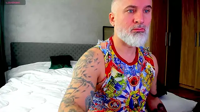 BlowMyXXL online show from March 2025 07:46:02 AM