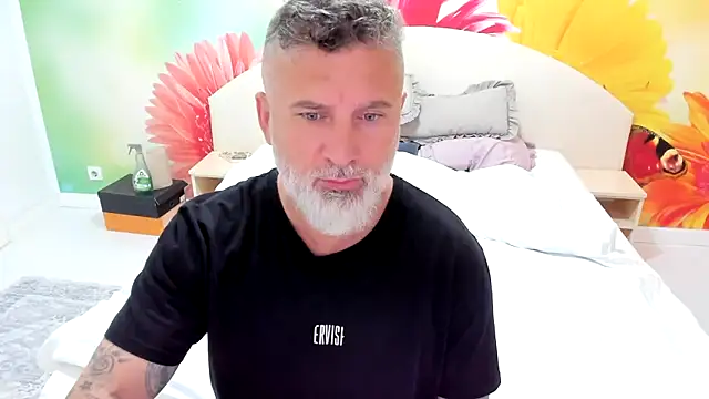 Snapshot of BlowMyXXL chatting on November 2025 08:59:02 AM BlowMyXXL online show from November 2025 08:59:02 AM