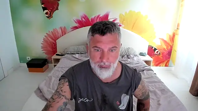 Snapshot of BlowMyXXL chatting on November 2025 07:56:02 AM BlowMyXXL online show from November 2025 07:56:02 AM