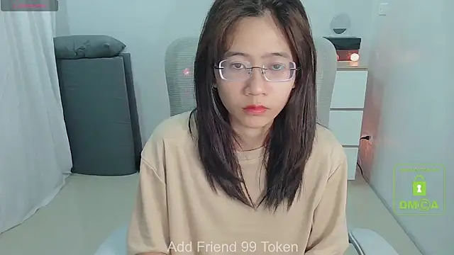 littlemiilk online show from February 2025 05:31:01 AM