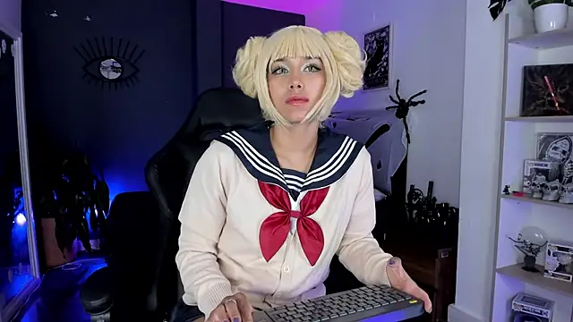 Raven Witch  online show from January 2026 06:22:01 PM