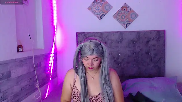 Snapshot of Cuckold_lover69 chatting on June 2026 03:04:01 AM Cuckold lover69 online show from June 2026 03:04:01 AM