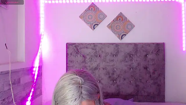 Snapshot of Cuckold_lover69 chatting on June 2026 03:01:01 AM Cuckold lover69 online show from June 2026 03:01:01 AM