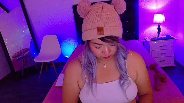 Snapshot of Cuckold_lover69 chatting on March 2025 07:01:01 AM Cuckold lover69 online show from March 2025 07:01:01 AM