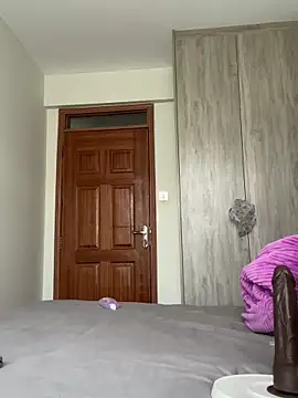 Fanclubbbbb online show from April 2026 08:27:01 AM