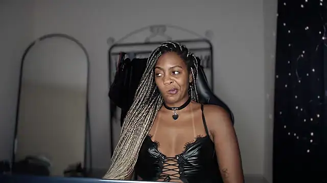 marisilva br online show from September 2025 10:26:01 PM