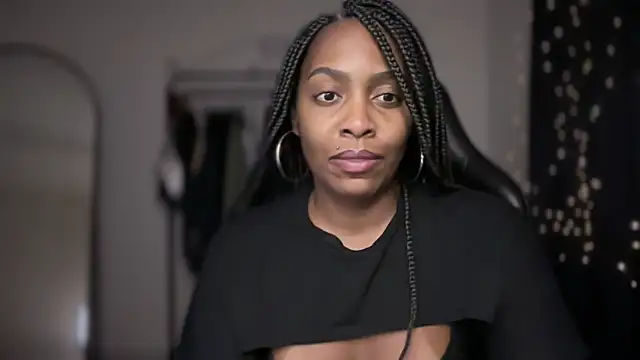 marisilva br online show from December 2025 02:43:02 AM