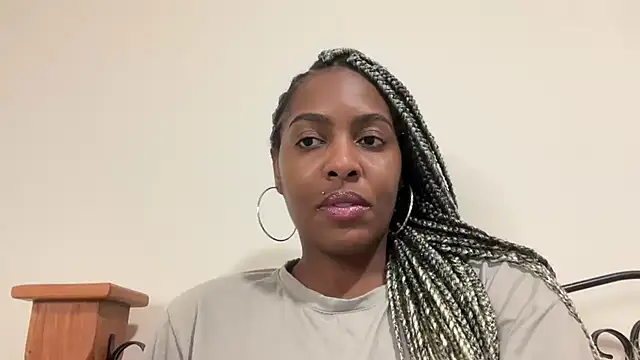 marisilva br online show from October 2025 02:13:01 AM