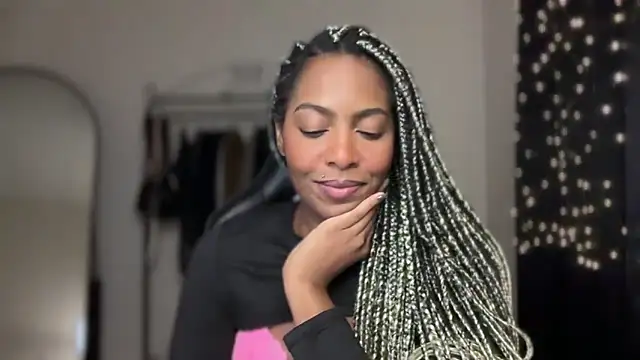 marisilva br online show from November 2025 12:59:02 AM