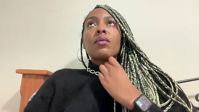 marisilva br online show from October 2025 10:53:01 PM