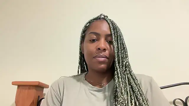 marisilva br online show from October 2025 04:15:02 PM